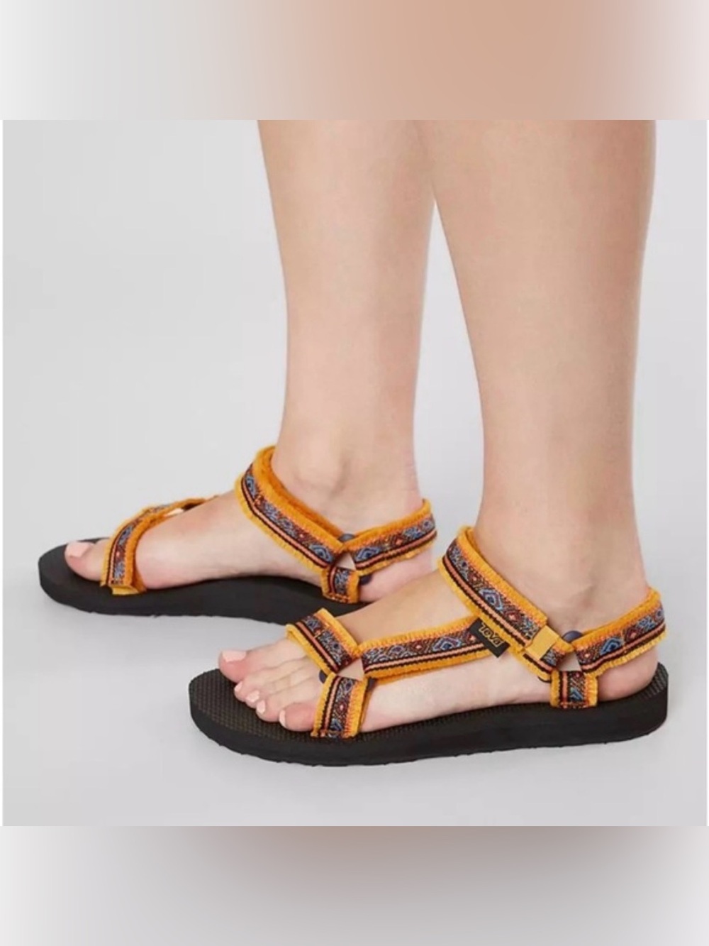 Teva Women's Original Universal Maressa Sandals Size: 9